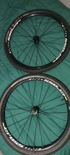 Par de rodas Mavic Cross One 27.5