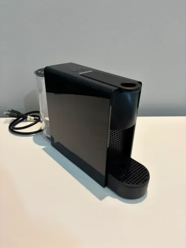 Cafeteira Nespresso Mini