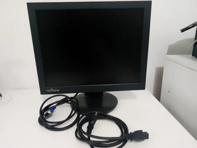 Monitor lcd Proview Lp517