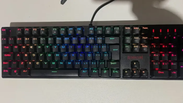 Teclado Mecânico Redragon Surara Pro RGB Switch Red (aceito ofertas)