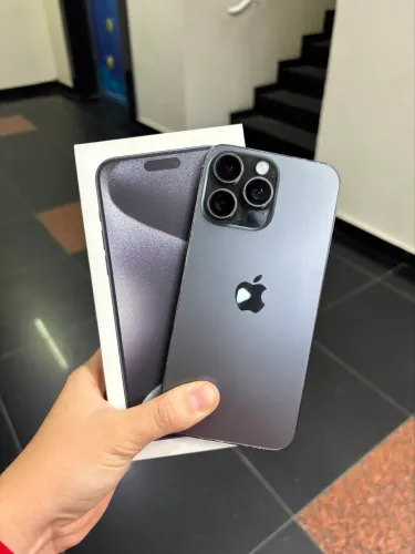 IPHONE 15 PRO MAX 256gb