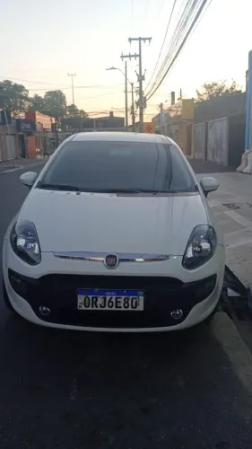 Fiat Punto Attractive 1.4 Fire Flex 8V 5P 2014