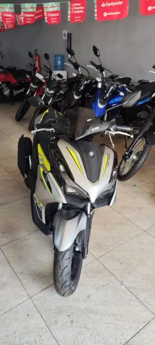 YAMAHA AEROX 160 PRATA 2026 0 KM Shalon veículos Cariacica 