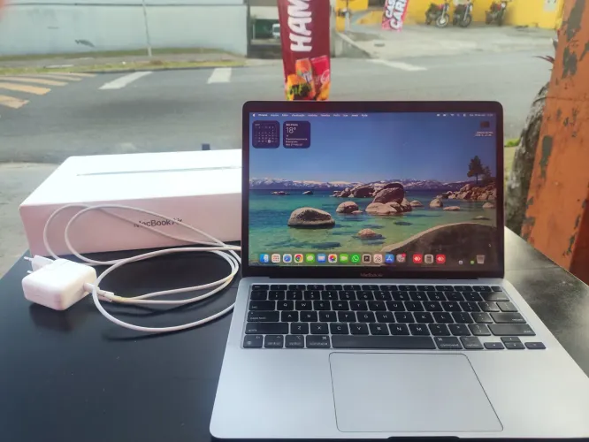 Macbook air estado de novo troco por iphone