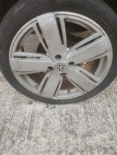 Roda da Amarok 4x100 aro 17