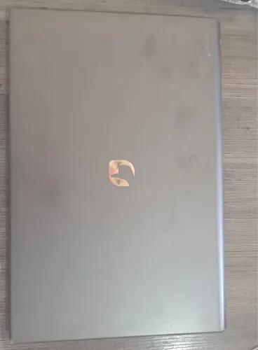 Notebook positivo usado em boas condições
