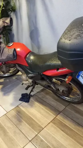 Moto Honda fan125-2013, Vermelha