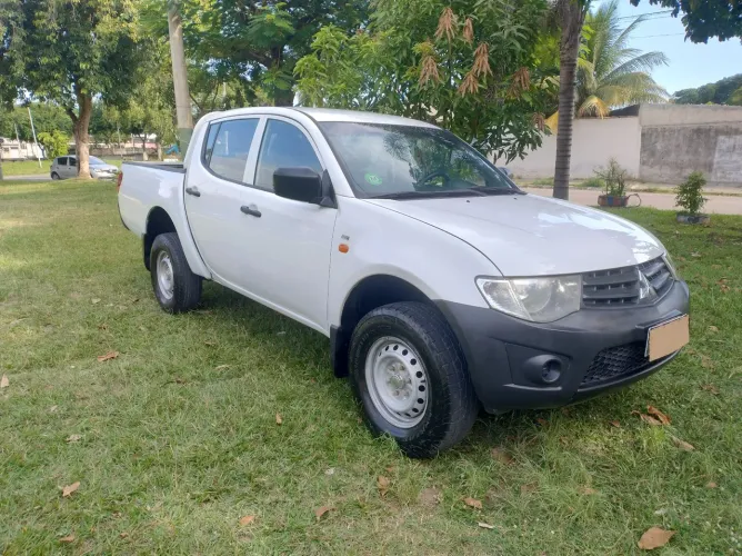 Mitsubishi L200 Triton GL 3.2 CD TB Int. Dies. Mec. 2018