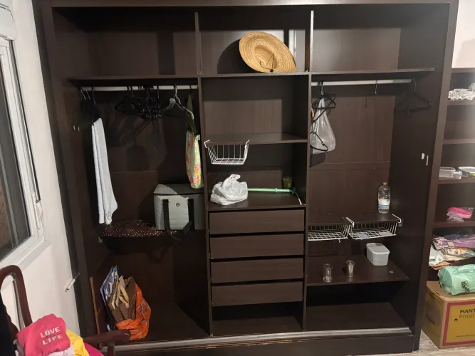 Guarda roupa doação