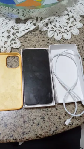 iPhone 15 pro Max novíssimo 