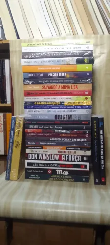 livros variado, romance, ficção, historia, desenv. pessoal e profissional etc./ novos.