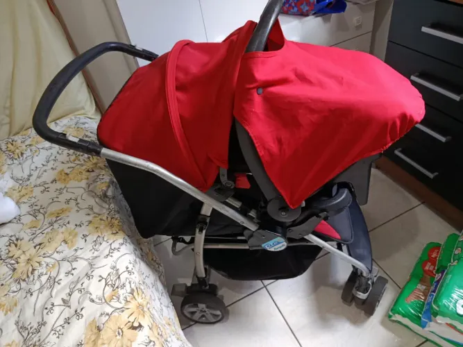 Carrinho + Bebê conforto Burigotto completo 