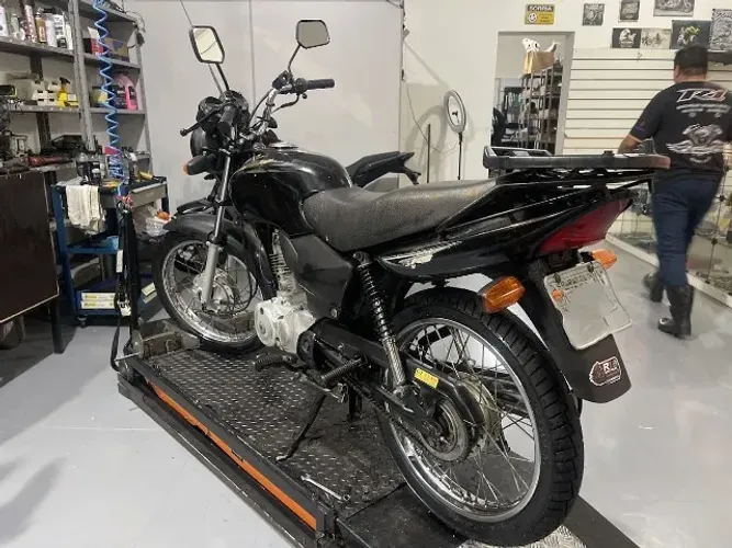 Vendo CG TITAN KS/2004