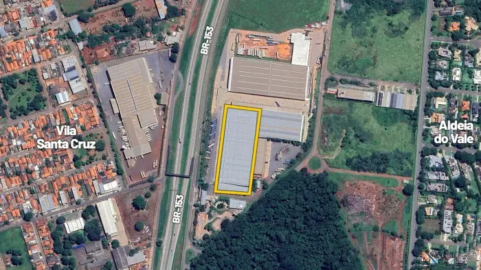 Galpão Logístico na Br153, com 7.000 m², 13 docas, segurança, perto do Aeroporto de Goiâni