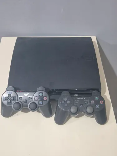Ps3 slim 2 controles + 10 jogos cartão 12x