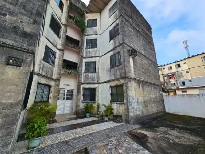 Alugo apartamento Conjunto José Tenório
