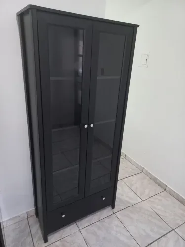 Estante livreiro 2 portas de vidro