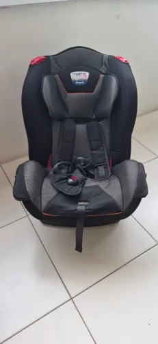 Cadeira para Auto Matrix Evolution K Burigotto (0 a 25kg) em excelente estado.