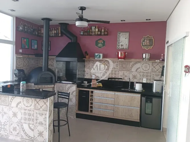 Casa à venda alto padrão em Bragança Paulista, Condomínio fechado, 300 m², 4 suites, 2 vag
