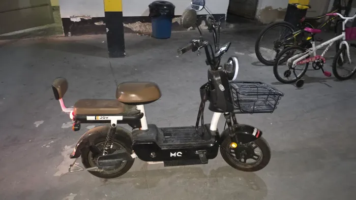 Scooter elétrica MC JOY (aceito oferta)