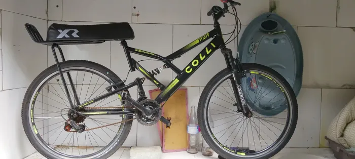 Vendo bicicleta aro 26 marca colli