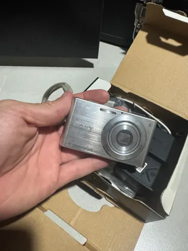 Cyber shot DSC W320