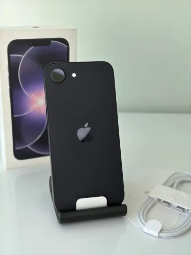 iPhone 17e 256 GB (NOVO/sem uso) - Aceito trocas
