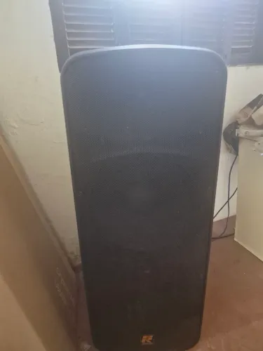 Caixa staner sr615
