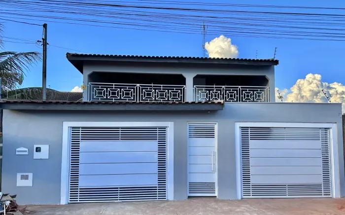 SOBRADO COMPLETO COM EDÍCULA