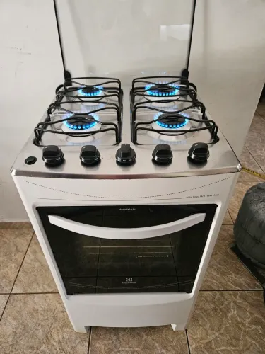 Fogão Eletrolux, acendimento automático, Entrego também!!
