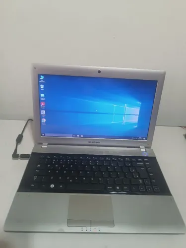 Notebook Samsung - 5GB - SSD DE 60GB - BLUETOOTH - Tela de 14 polegadas.