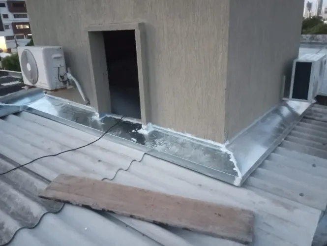 Instalador de calas e rufos