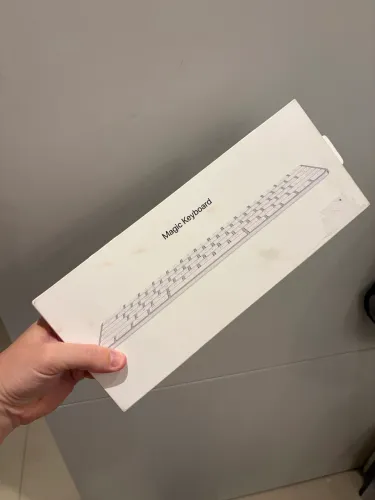 Magic Keyboard