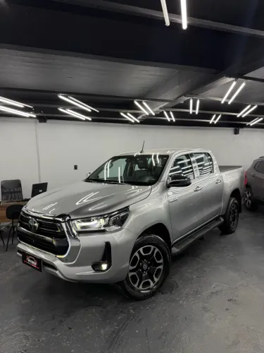 Toyota Hilux CD SRX 4X4 2.8 TDI 16V Diesel Aut. 2023