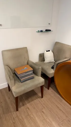 Conjunto de poltronas (Lote de 10)