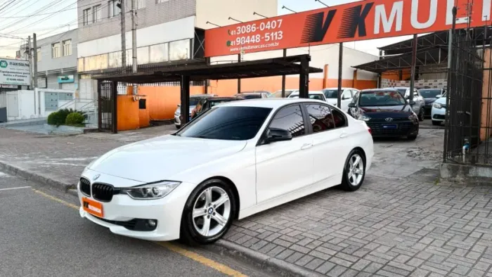 BMW 320I A 2.0 Turbo/activeflex 16V 184cv 4P 2015