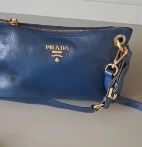 Prada azul nova
