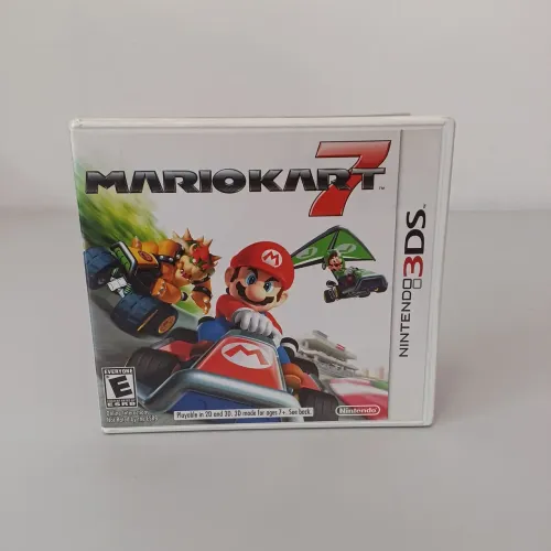 Vendo Mario Kart 7 Nintendo 3DS Semi novo