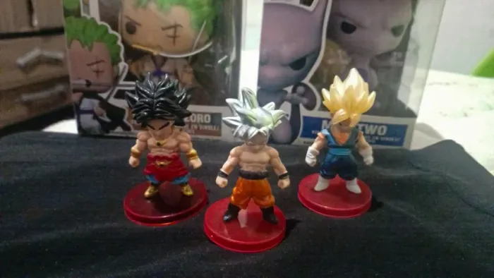 Conjunto de bonecos do Dragon Ball