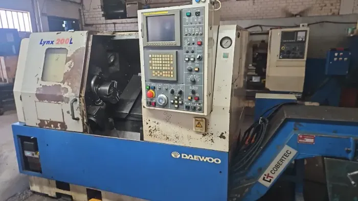 Torno CNC Doosan Daewoo Lynux 200 L