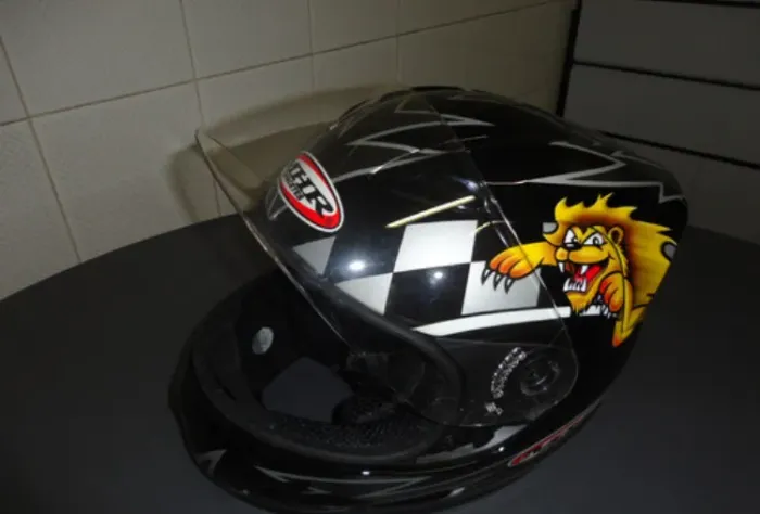 Capacete MHR