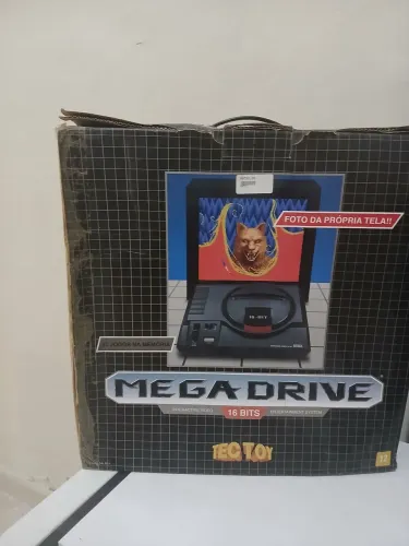 Caixa de vídeo game mega drive 16 bits