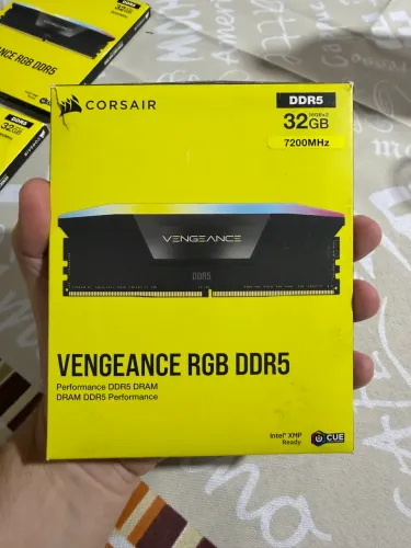 Corsair Vengeance RGB 32GB (2x16) 7200Mhz DDR5 RAM CL34