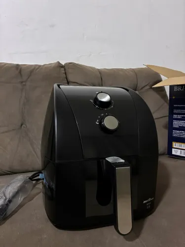 Fritadeira Air Fryer Britânia 5,5L Nova BFR50