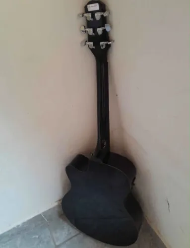Violão Strinberg
