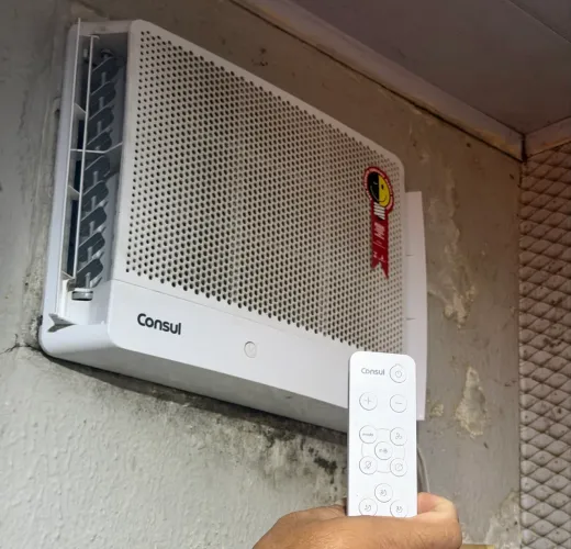 Vendo ar 7500 btus. Semi novo