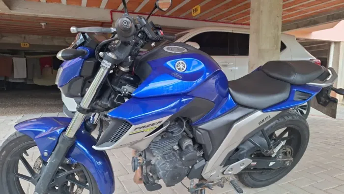 Vendo ou troco Fizer 250