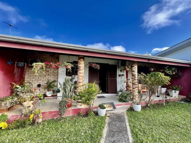 Casa à Venda no Centro de Imbé - Avalia permuta por apartamento em São Leopoldo REF: 5946