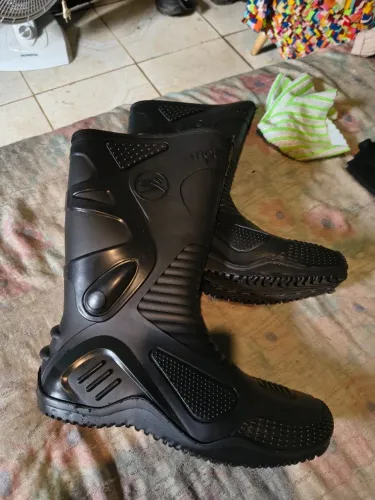 Vendo bota motoboy para chuva