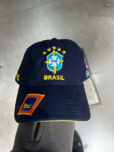 Boné Brasil Itaú